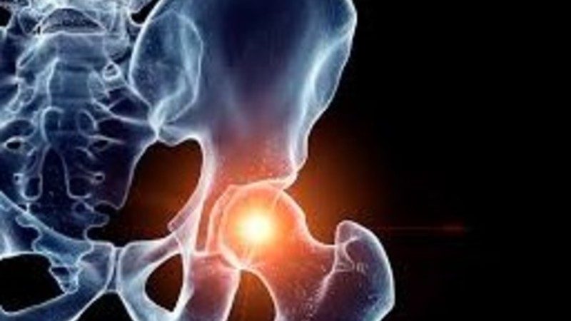 Ученые оценили связь ноктурии и симптомов нижних мочевых путей с риском переломов бедра у мужчин