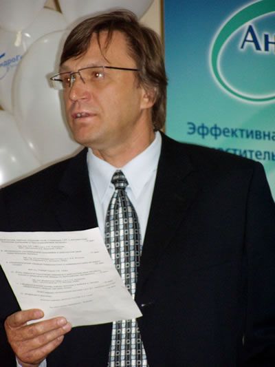 Заведующий урологическим отделением ОКДЦ Медведев Владимир Леонидович